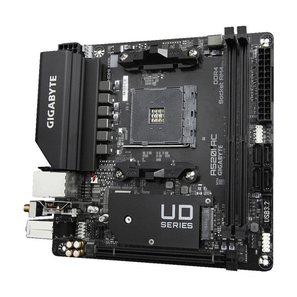 Материнська плата GIGABYTE A520I AC